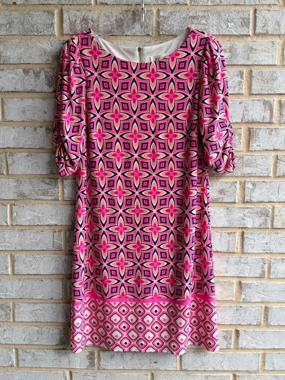 Eliza J Short Sleeve Colorful Geo Print Stretch Zip Back Dress  Women's Size 10.